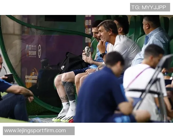 苏亚雷斯回忆与梅西的马黛茶趣事初到巴萨时的搞笑经历